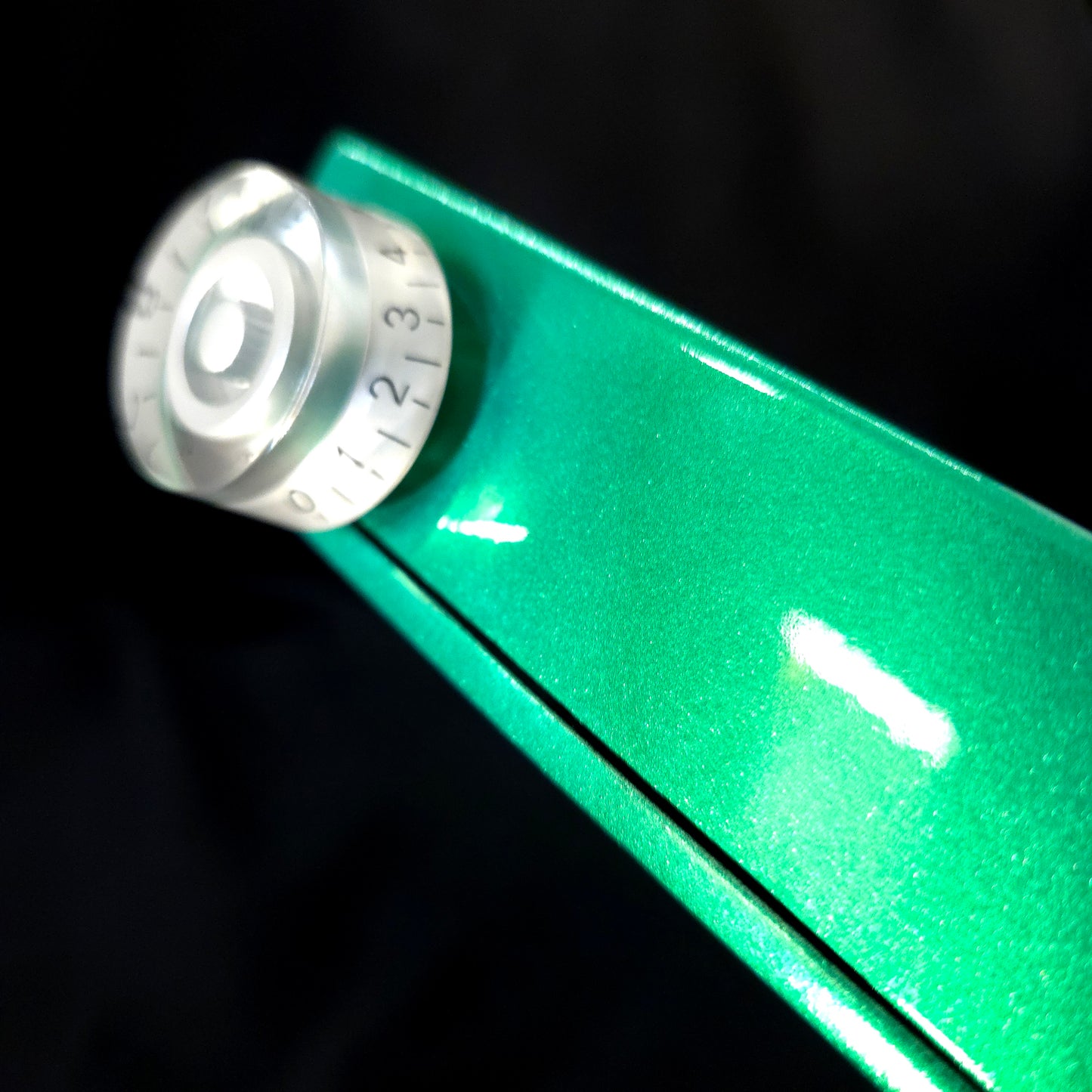 Coil Slap Cilantro Bass Knob