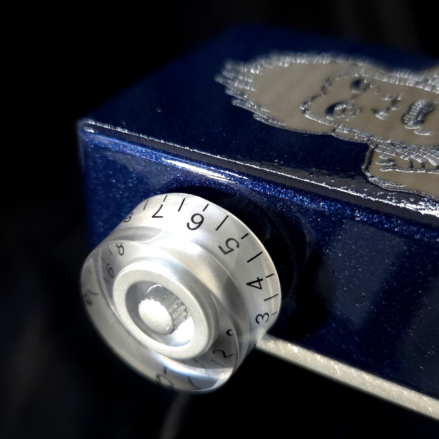 The Hubble Bass Telescope Bass Knob